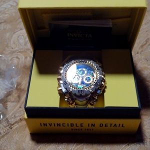 Men Invicta watch BO make a offer